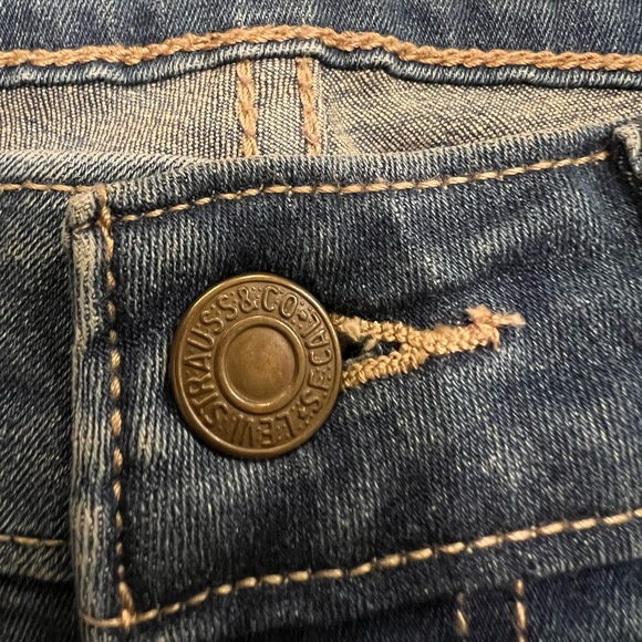 Levi’s 535 Super Skinny Jeans - Picture 8 of 15